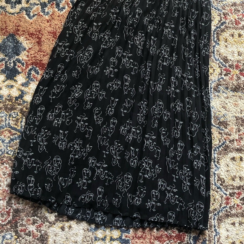 Abstract faces Midi length skirt